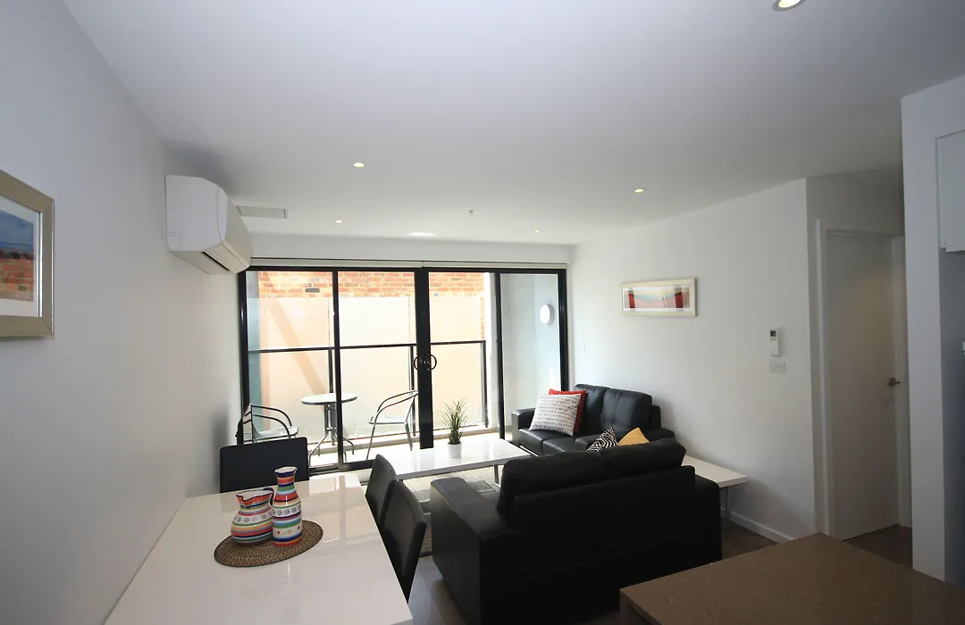 Rnr Serviced Apartments North Melbourne-1